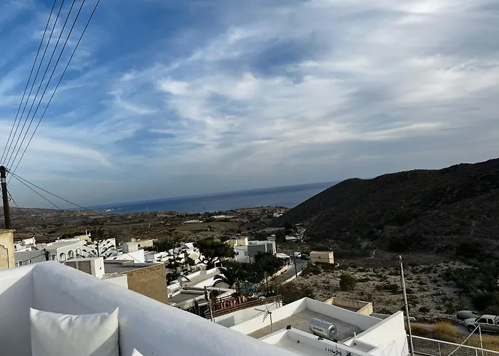 Akrotiri Castle View Apartamento *